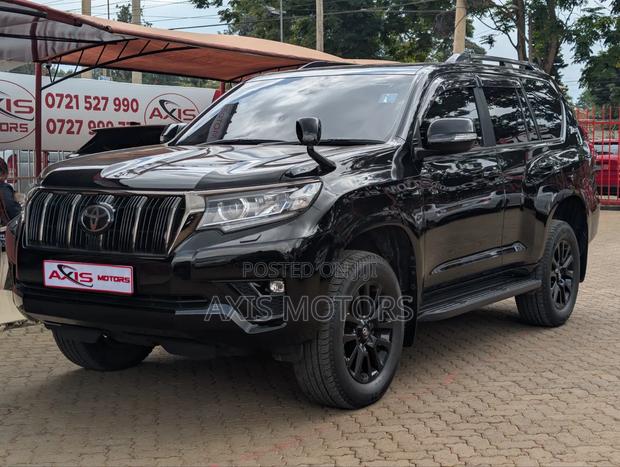 Toyota Land Cruiser Prado 2021 Black