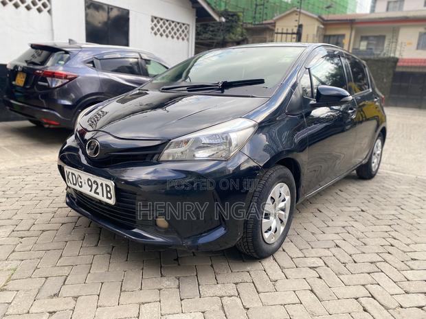 Toyota Vitz 2014 Black