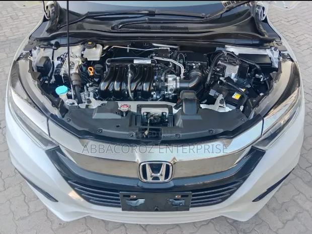 Honda Vezel 2019 White