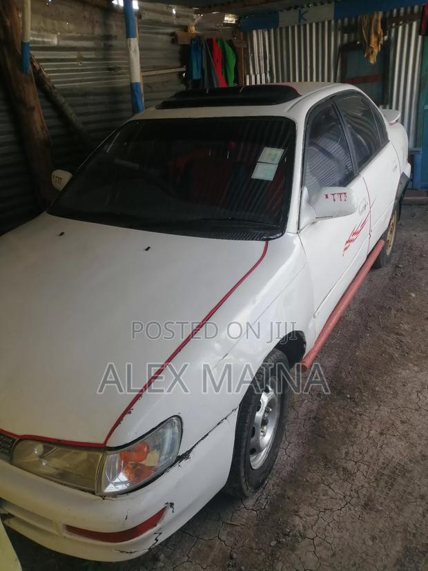 Toyota Corolla Sedan 1997 White