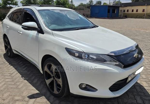 Toyota Harrier 2016 White