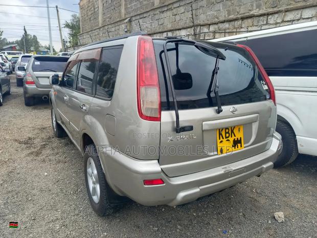 Nissan X-Trail 2002 Beige