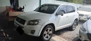 Toyota RAV4 2010 White for sale