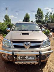 Toyota Hilux 2004 Brown for sale