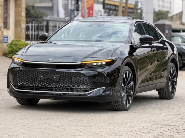 Toyota Crown 2023 Black