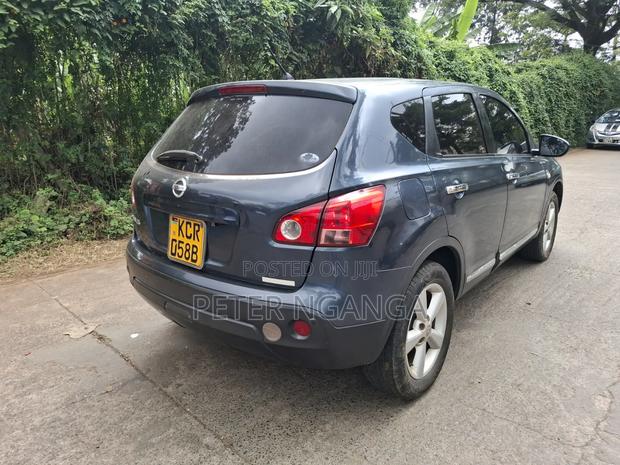 Nissan Dualis 2012 Blue