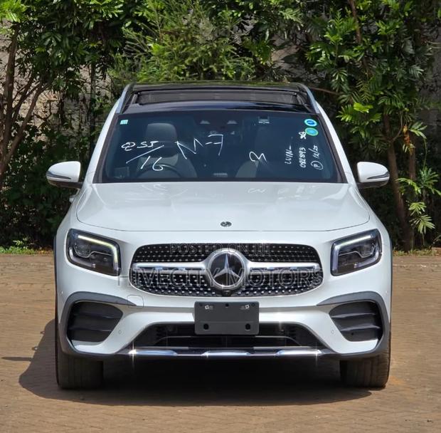 Mercedes-Benz GLB-Class 2020 White
