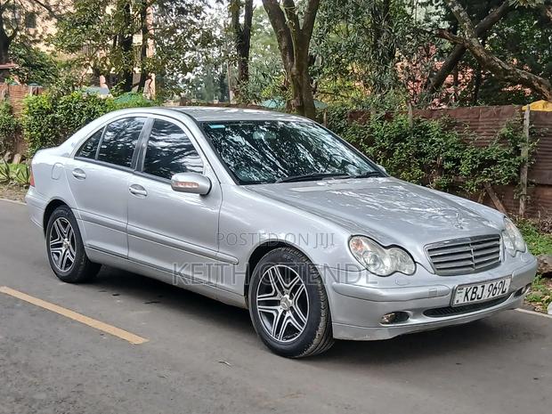 Mercedes-Benz C180 2004 Silver