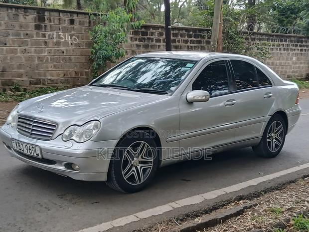Mercedes-Benz C180 2004 Silver