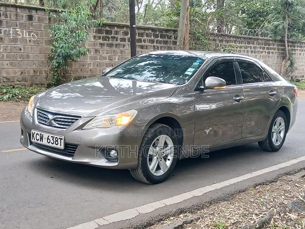Toyota Mark X 2012