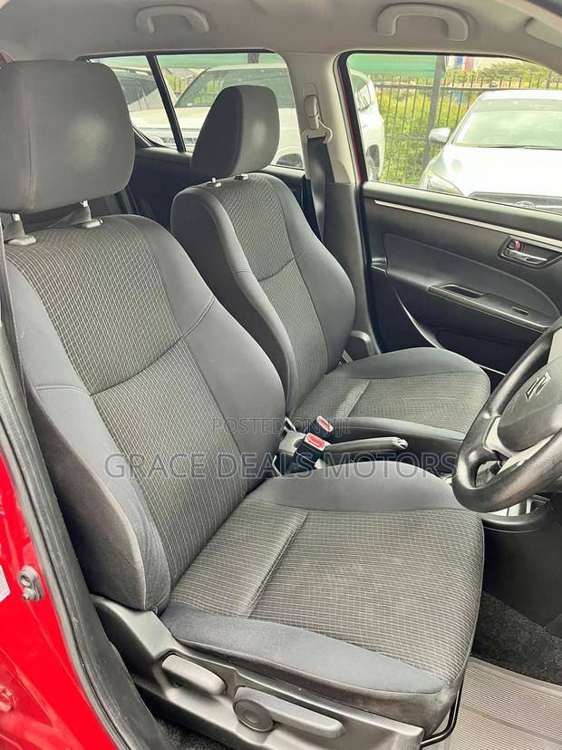 Suzuki Swift 2015 Red