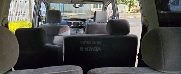 Toyota Noah 2007 Silver