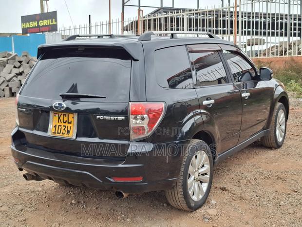 Subaru Forester 2011 Black