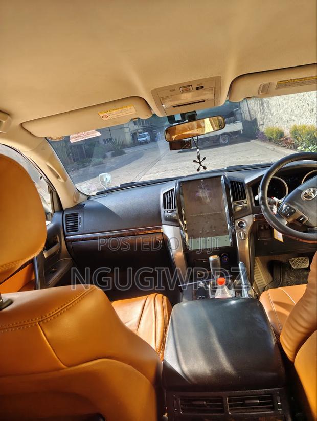 Toyota Land Cruiser Prado 2008 White