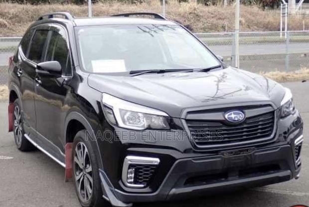 Subaru Forester Premium AWD 2019 Black