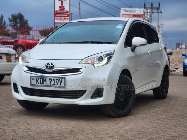Toyota Ractis 2015 White