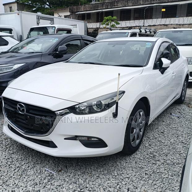 Mazda Axela 2019 White