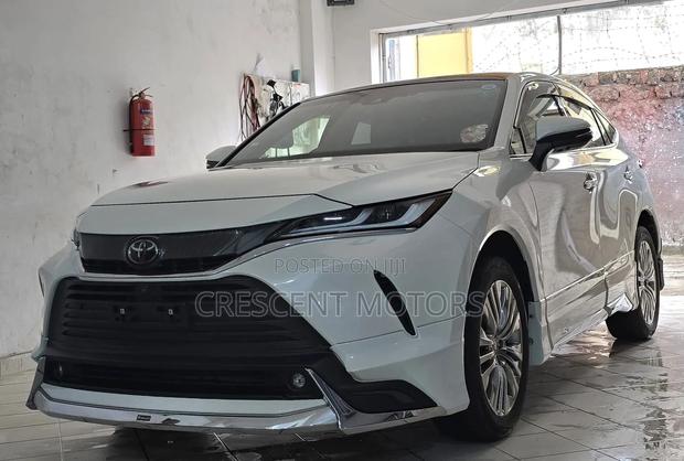 Toyota Harrier 2021 White