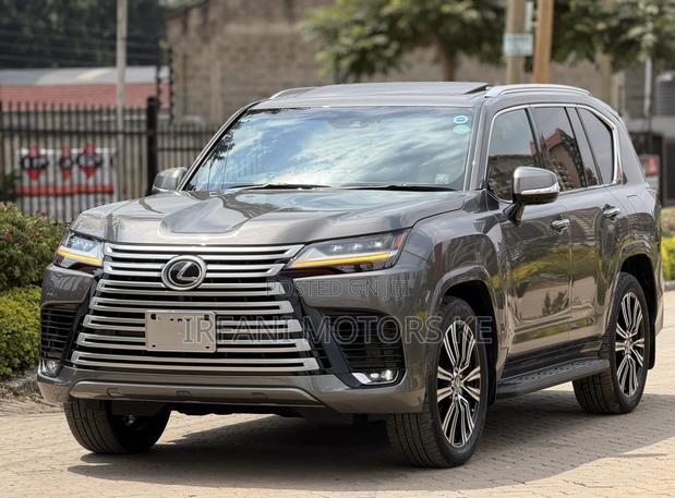 Lexus LX 600 2022 Gray