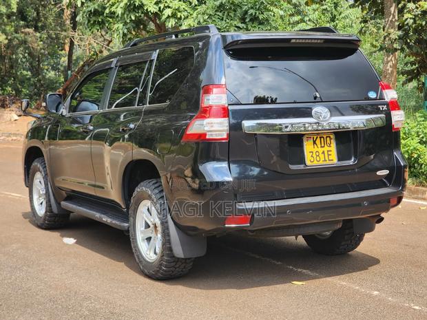 Toyota Land Cruiser Prado 2.7 2017 Black