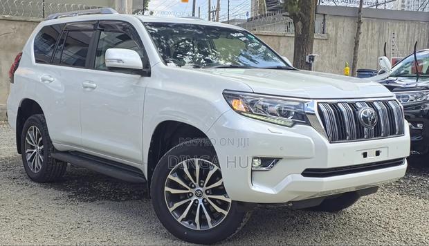 Toyota Land Cruiser Prado 2019 Pearl