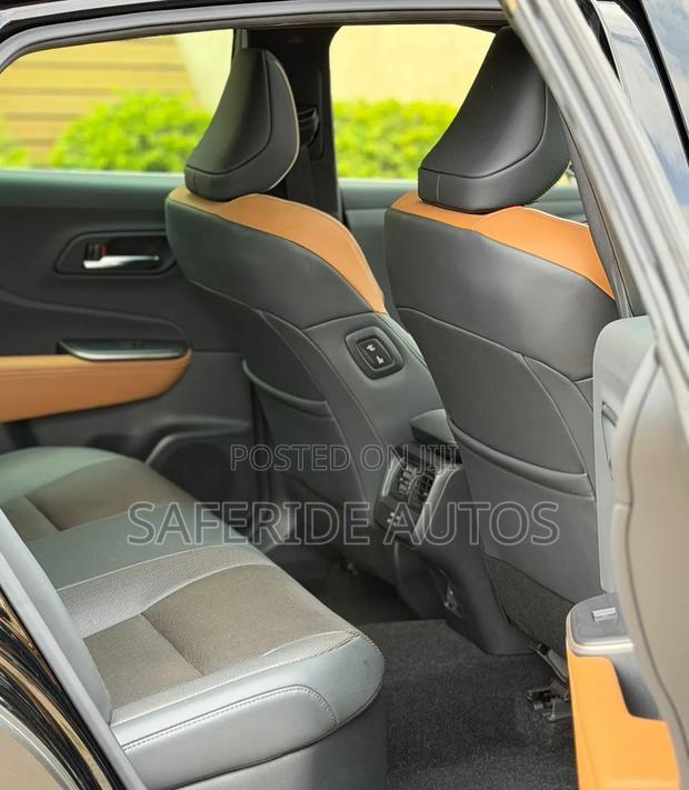 Toyota Crown 2023 Black