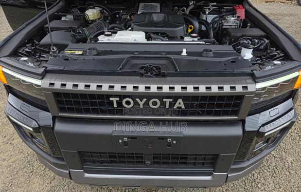 Toyota Land Cruiser Prado 2024 Black
