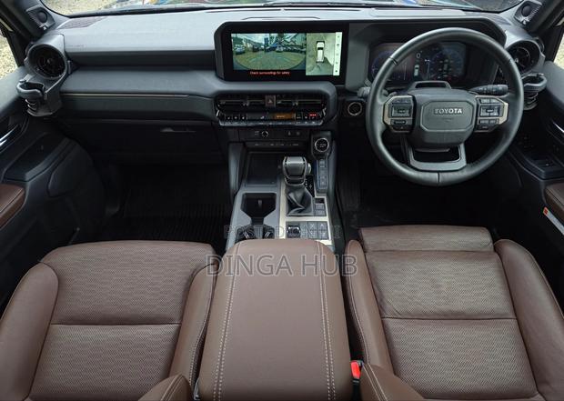 Toyota Land Cruiser Prado 2024 Black