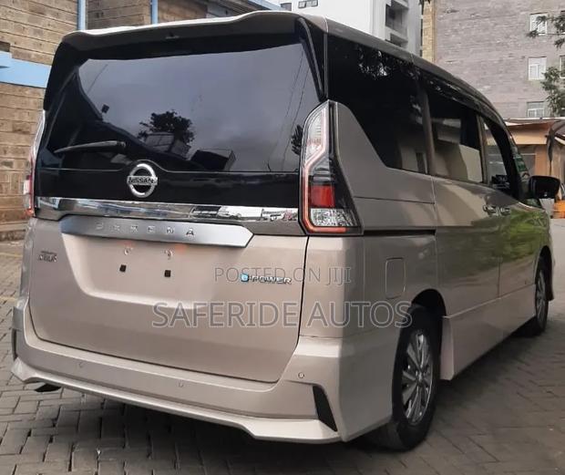 Nissan Serena 2019 Gold