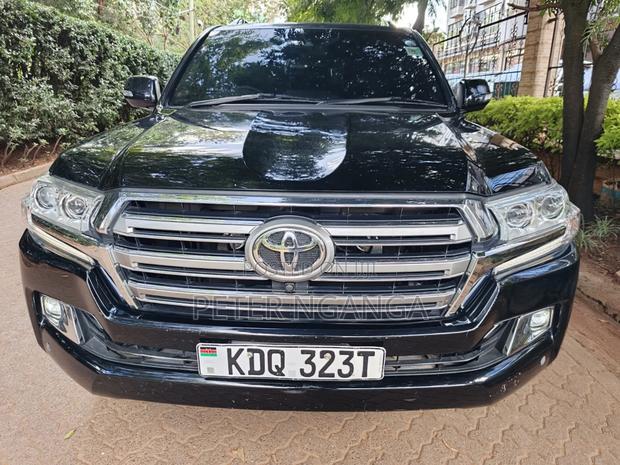 Toyota Land Cruiser 2016 Matt Black