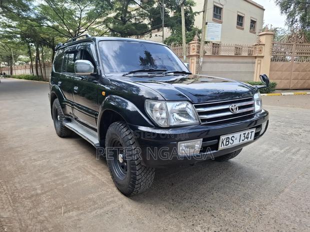 Toyota Land Cruiser Prado 2006 Black
