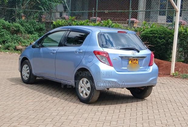 Toyota Vitz 2013 Blue