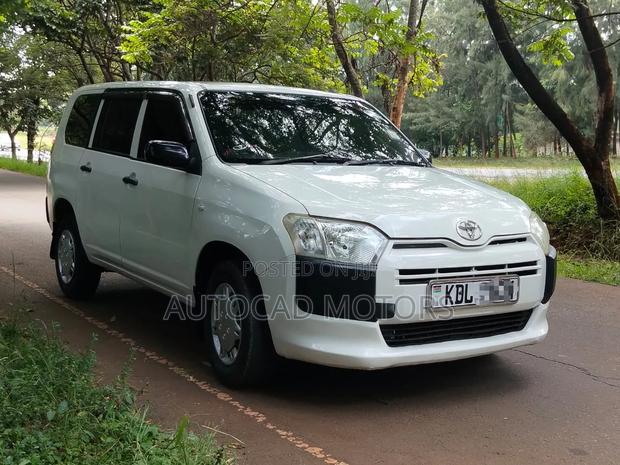 Toyota Probox 2016 White