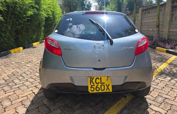 Mazda Demio 2010 Gray
