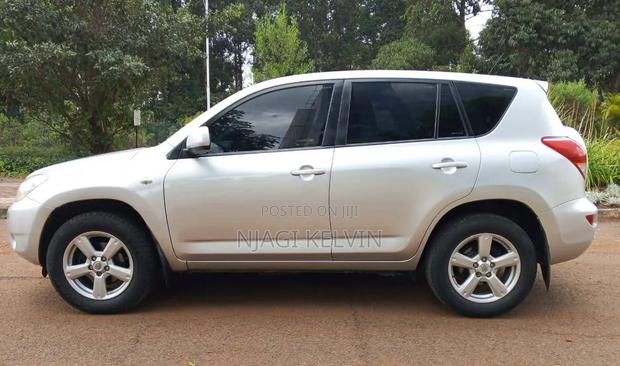 Toyota RAV4 2007 Silver