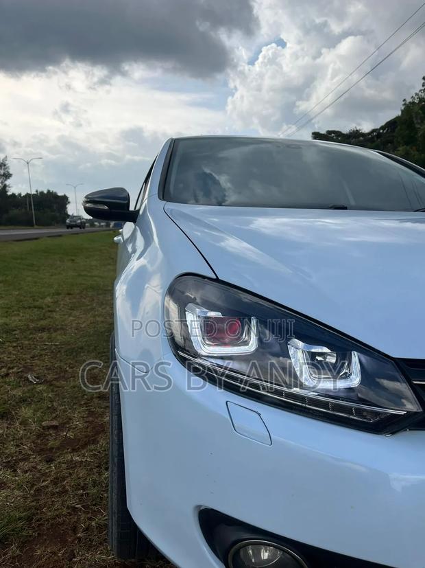 Volkswagen Golf 2012 White