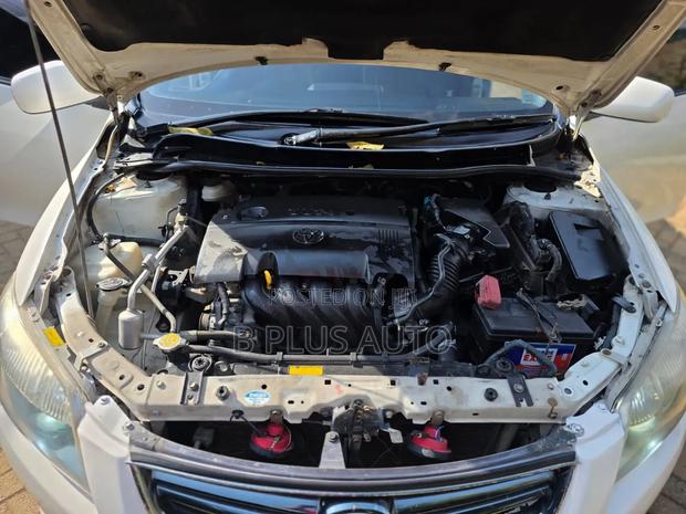 Toyota Corolla Fielder 2011 White