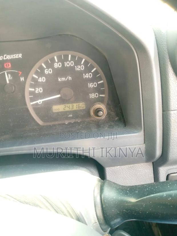 Toyota Land Cruiser 2011 Beige