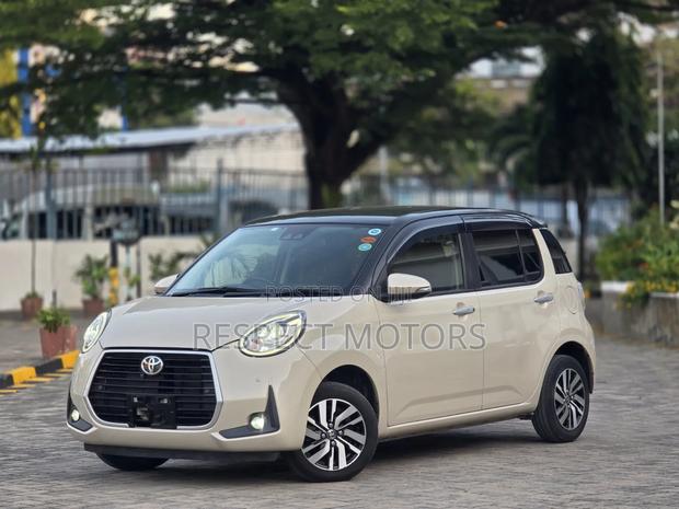Toyota Passo 2019 Beige