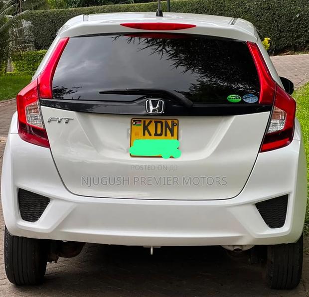 Honda Fit 2017 White