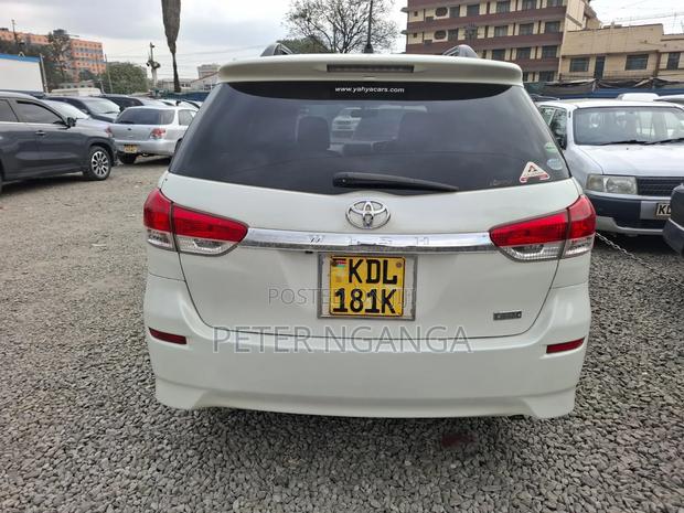 Toyota Wish 2015 White