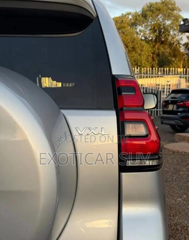 Toyota Land Cruiser Prado 3.0 190hp 2019 Silver