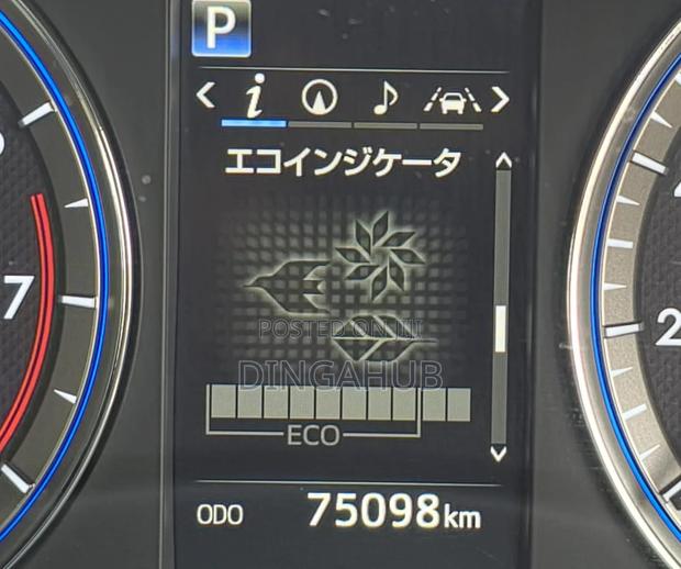 Toyota Harrier 2.0 2019 Blue
