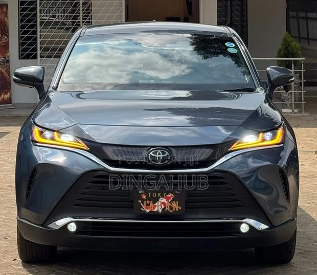 Toyota Harrier 2.0 2020 Gray