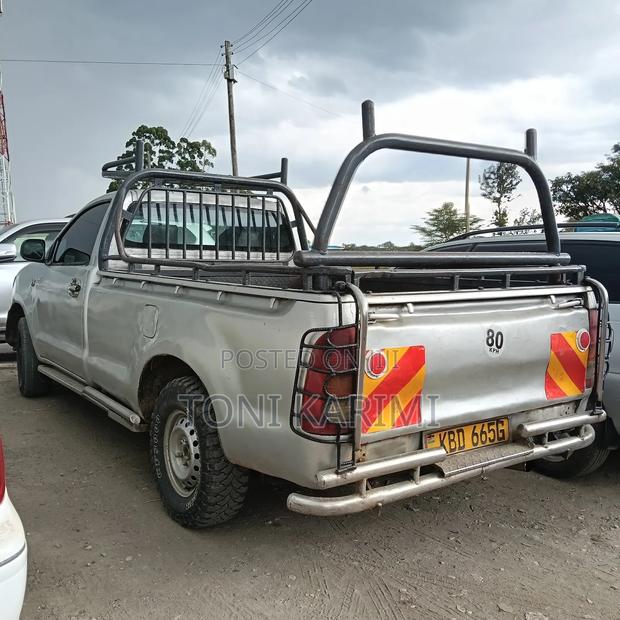 Toyota Hilux 2008 Silver