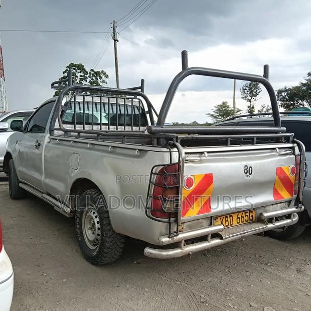 Toyota Hilux 2008 Silver