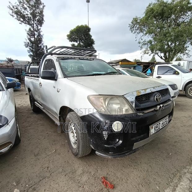 Toyota Hilux 2008 Silver