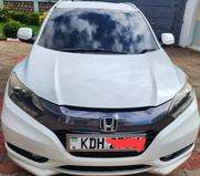 Honda Vezel 2015 White for sale