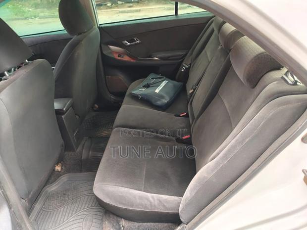 Toyota Premio 2012 White