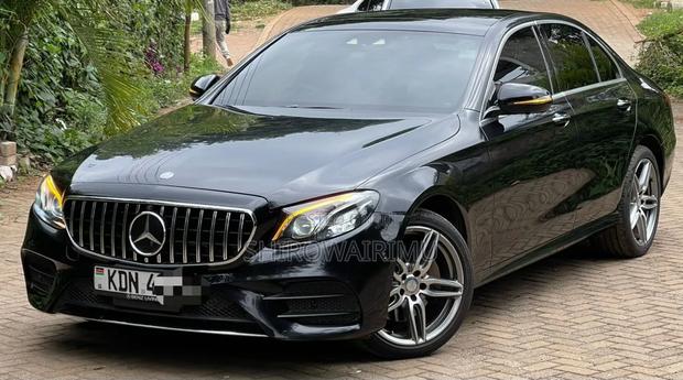 Mercedes-Benz E200 2016 Matt Black
